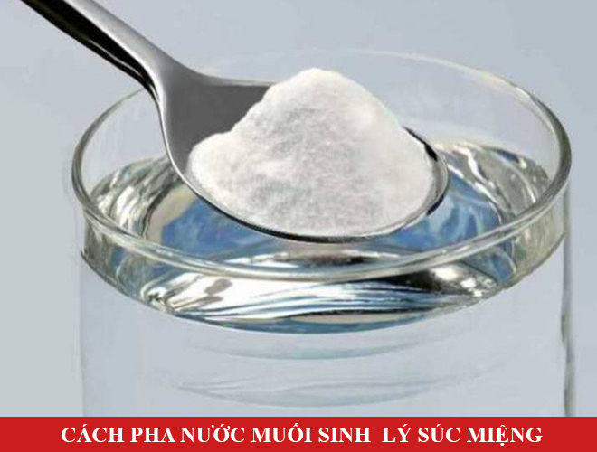 Mách mẹ cách pha nước muối sinh lý tại nhà để súc họng cho bé mùa Covid