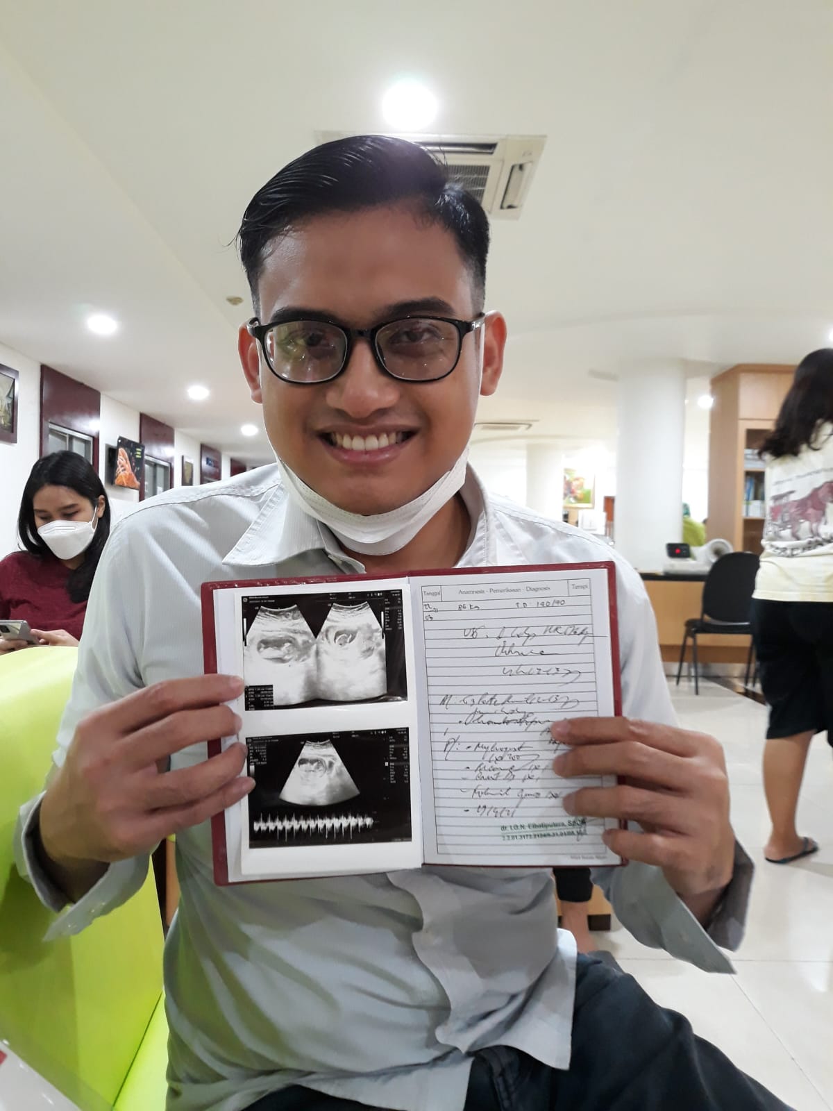 Air Mata Kehamilan Pertama #SharingWithHS