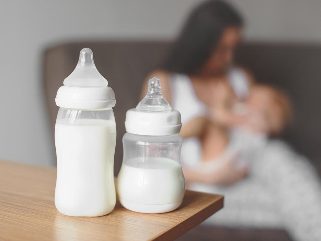 Review 5 loại sữa cho bé sơ sinh tốt nhất hiện nay