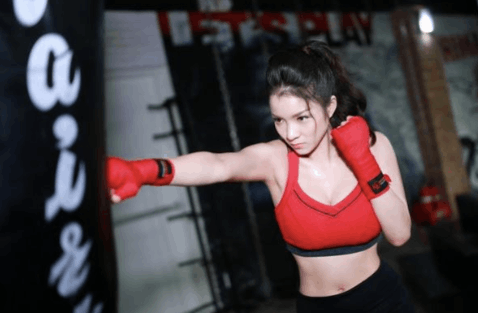 Tập boxing tay có to không