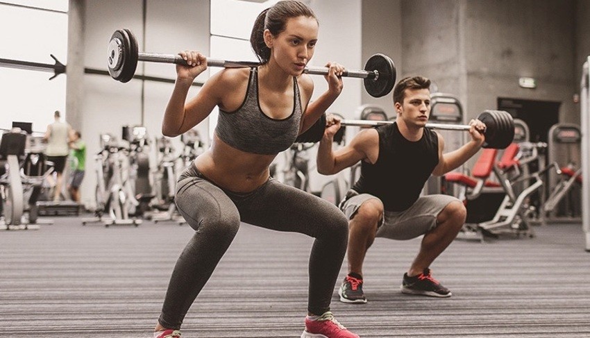 Tập gym ở tuổi dậy thì có bị lùn không?